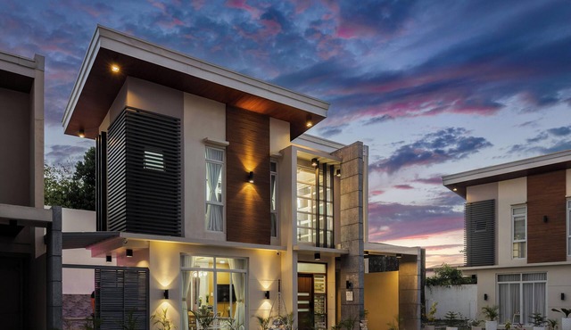 Charming 3-bedroom Gated Resort Villa with private pool