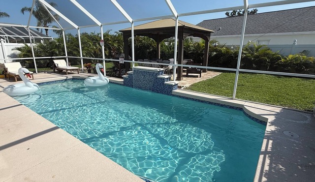 Charming 3-bedroom house with WiFi and AC in Bradenton