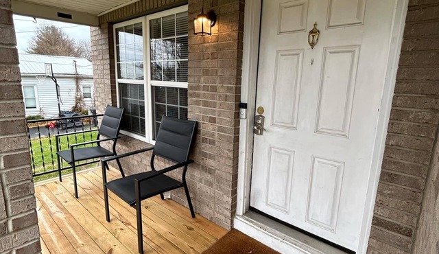 Charming 3-bedroom house in delightful Corbin Sleeps 6