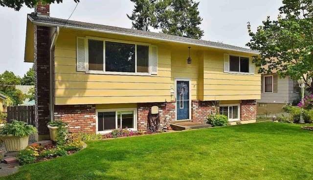 Charming 3-bedroom that sleeps 7 close to downtown, universities and hospitals