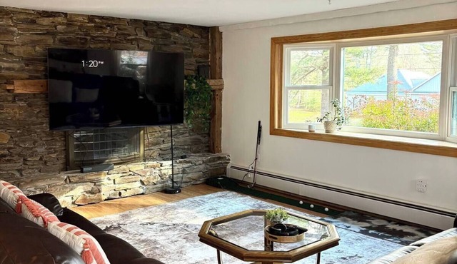 Charming 3-bedroom house in Londonderry for your getaway