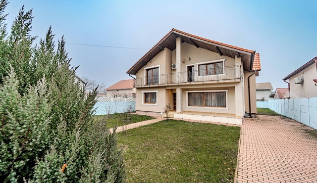 Charming 3-bedroom villa with AC, WiFi in peaceful Utvin Timisoara