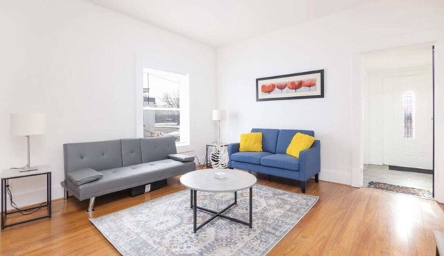 Charming 3 BR Home, in the heart of DSM!