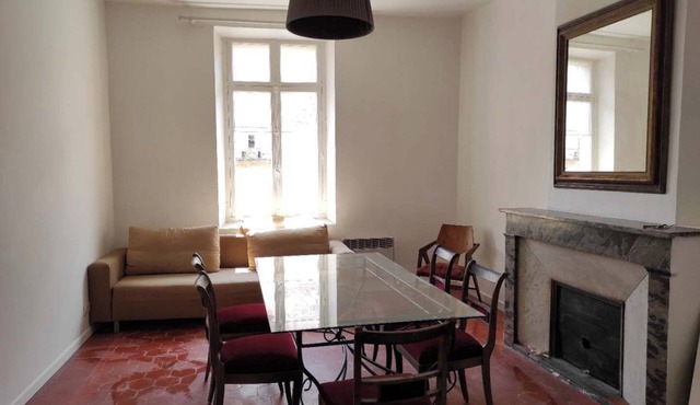 Charming 4-bedroom apartment, historic center Perpignan