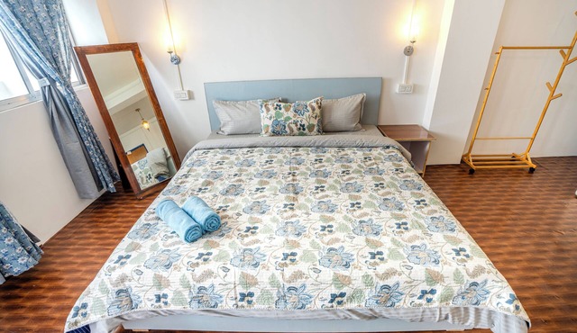 Charming 4-bedroom bed & breakfast in Darjeeling 850 mts from Mall Road