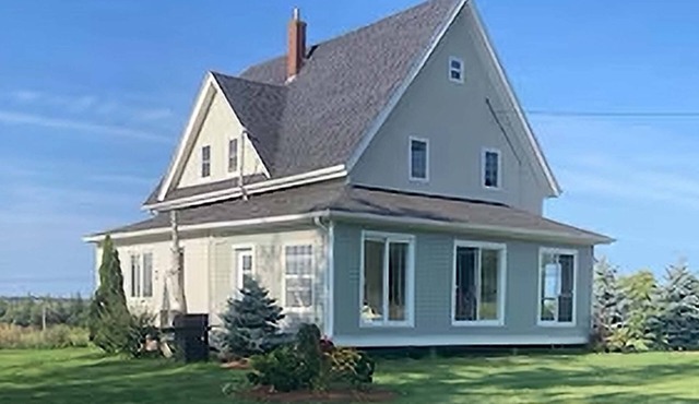 Charming 4 Bedroom Country House - 10 km from Summerside -