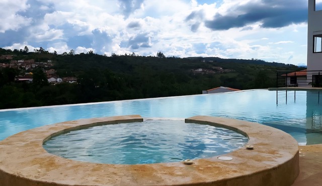 Charming 4-bedroom house with fitness room and WiFi in wonderful Curiti