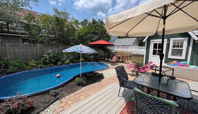 Charming 7-bedroom house with WiFi, AC in Beach Haven