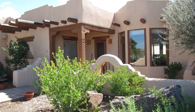 Charming Adobe Between Taos And Taos Ski Valley