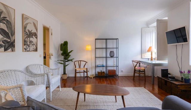 Charming and bright Townhouse 3BDR by LovelyStay