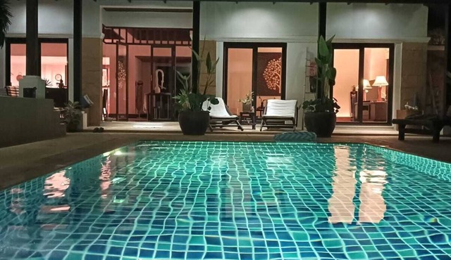 Charming and luxurious 3 bedroom villa with private pool and maid