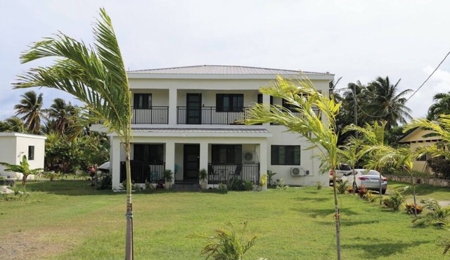 Charming and New 3-bedroom house in awesome Christiansted St.croix with AC, WiFi