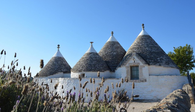 Charming and romantic XIX century stone trulli with pool