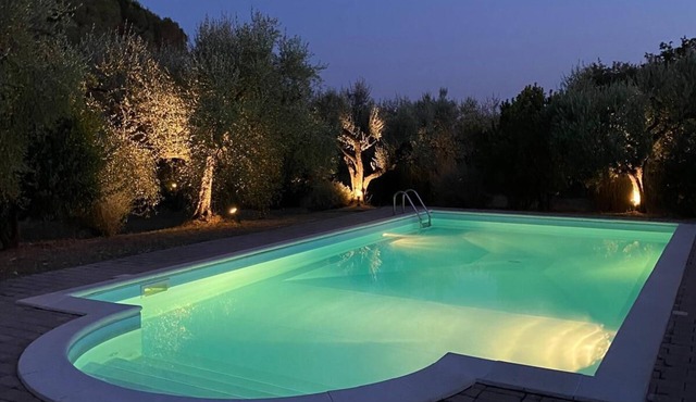 Charming and Spacious 1-bedroom apartment in tranquil Otricoli with WiFi, AC