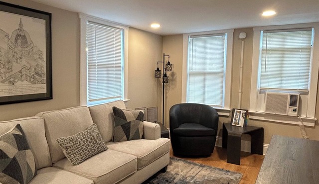 Charming and Tranquil 1-bedroom apartment close to Historic Downtown Sanford