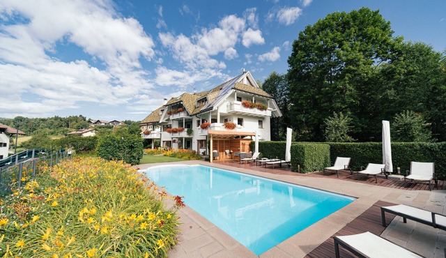Charming Apartment "Sahara" in Villa Anina with Pool