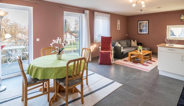 Charming Apartment For Families “Haus Ruther 2” with Wi-Fi, Balcony & Garden