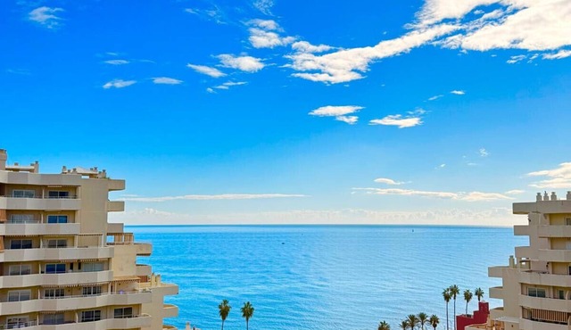 Charming Apartment with Sea and Garden View