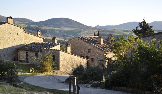 Charming apartment in brilliant Gambassi with WiFi