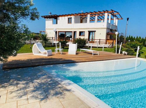 Charming Apartment in Nardò with Shared Pool