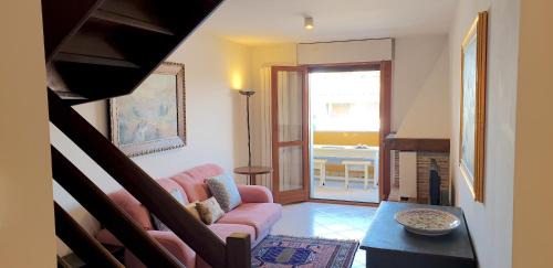 Charming apartment & parking by ANTHEA HOMES