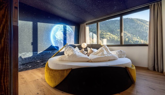 Charming Apartment “Sonnleiten Sonne Mond u Sterne” with Mountain View