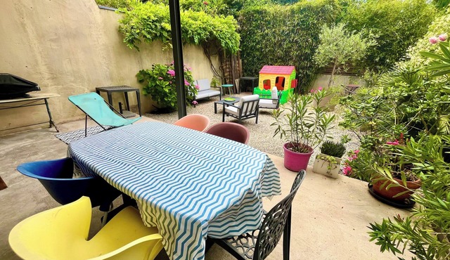 Charming apartment with garden City center