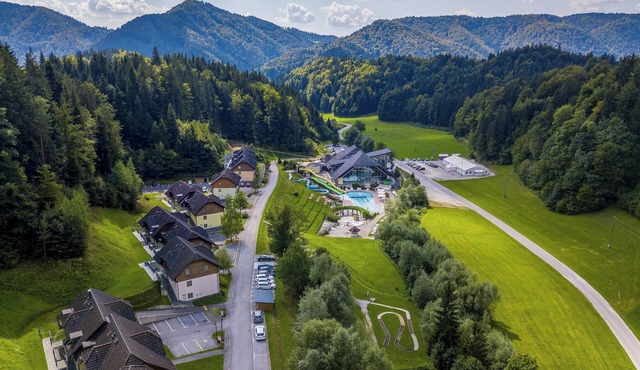 Charming apartment with a view of the Alps at the Snovik wellness center