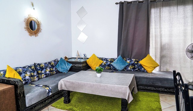 Charming Apt with Pool, Sea View & Large Terrace, in peaceful Imi Ouaddar