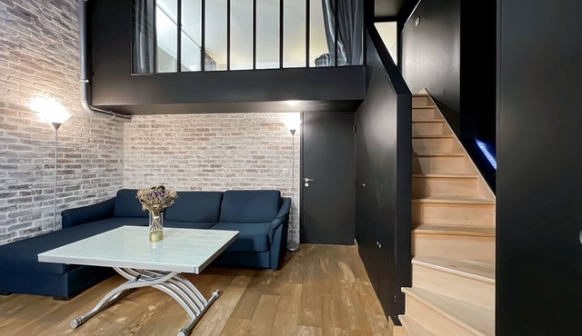 Charming atypical apartment - Gare de l'Est