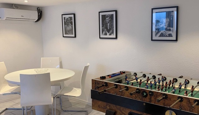 Charming basement apartment with privat parking