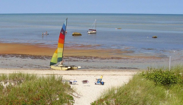 Charming Beach House With Private Beach On Cape Cod Bay
