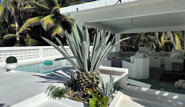 Charming Beachfront Bungalow in Vieques