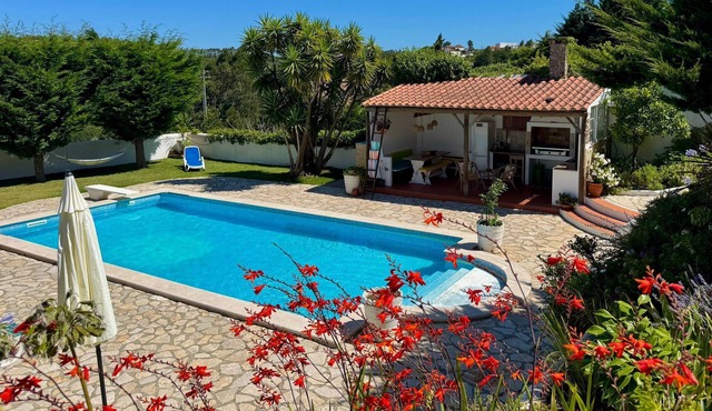 Charming bed & breakfast in excellent location near Caldas da Rainha, Portugal.