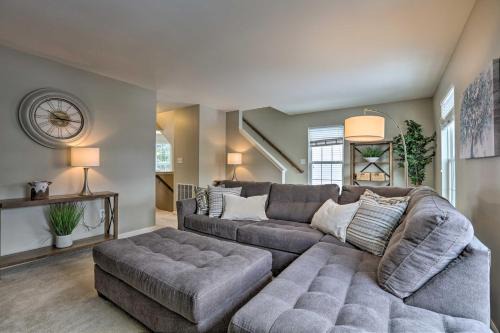 Charming Bellefonte Townhome Near Penn State!