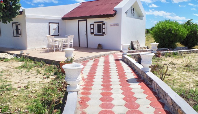 Charming "Blackbeards Quarters" ,Salt Cay home for family and friends