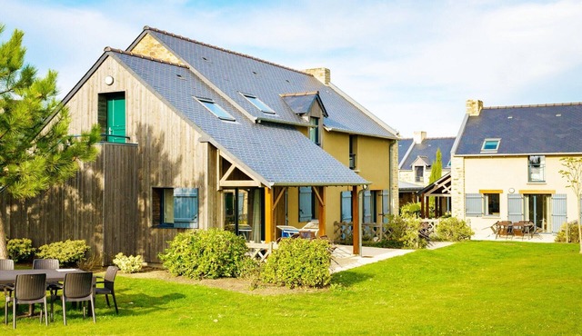 Charming Breton Duplex Cottage
