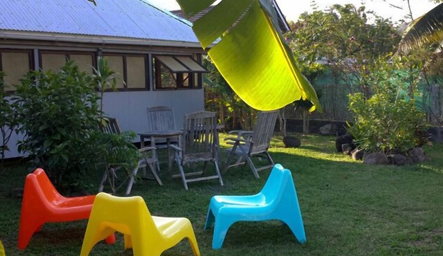 Charming bungalow in Polynesia, sleeps 5, near beach, Moorea