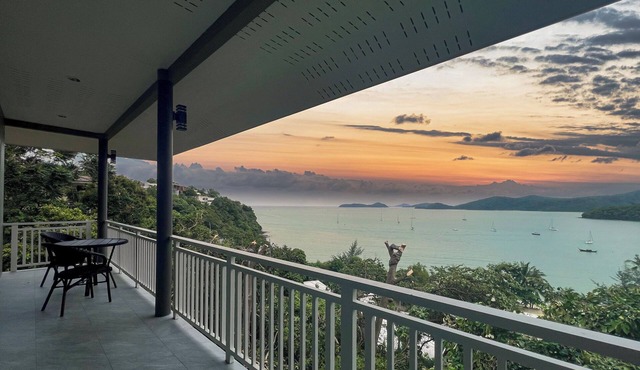 Charming bungalow with WiFi and AC in serene Ao Yon Bay , Cape Panwa Phuket