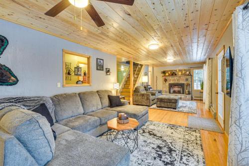 Charming Butternut Lake Getaway w/Deck & Dock!