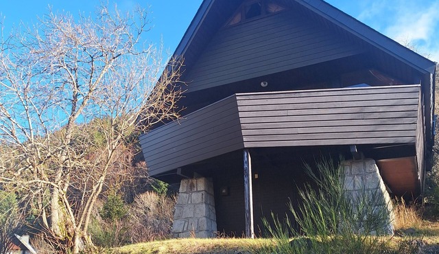 Charming chalet with exceptional panoramic view of the Auvergne volcanoes