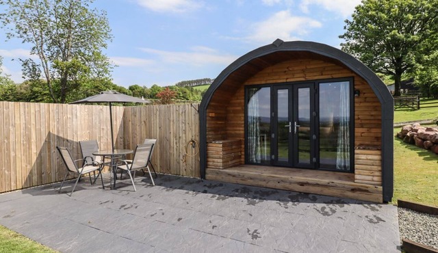Charming Cleugh Lodge Retreat