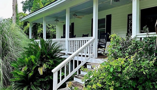 Charming Coastal Cottage STR-025757-2025
