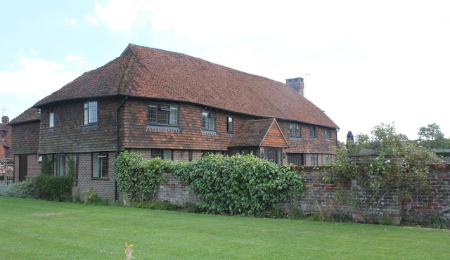 Charming Converted Five Bedroom Surrey Barn