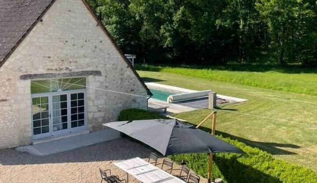Charming cottage12p, 6r,6br, pool