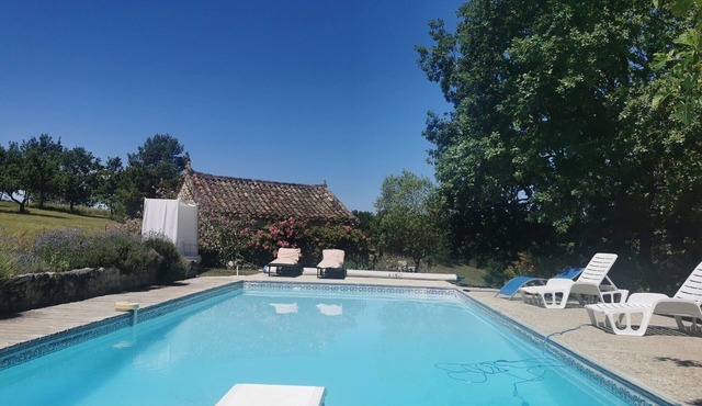 Charming Cottage in Fargues (Prayssac/Montcuq) — Private Pool & Spa, Vineyard View