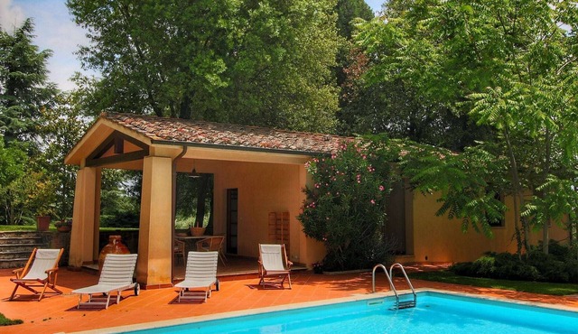 Charming Cottage in Sinalunga
