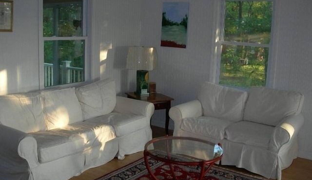 Charming Cottage with L.I. Sound and Marsh Views