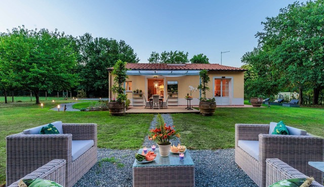 Charming Cottage with Private Pool in Lucca