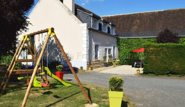 Charming countryside house near Tours with garden and bikes